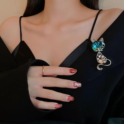 Elegant Silver Cat Brooches & Pins for Women - Fashionable Korean Style Electroplated Diamond-Set Accessories, Cute Lapel Pin for Coats & Bags