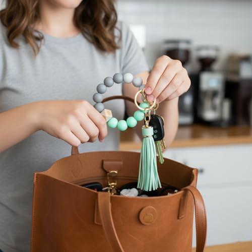 BIHRTC Key Ring Bracelet Car Keychain Holder Wristlet Silicone Women Beaded Bangle Chains - color: Green