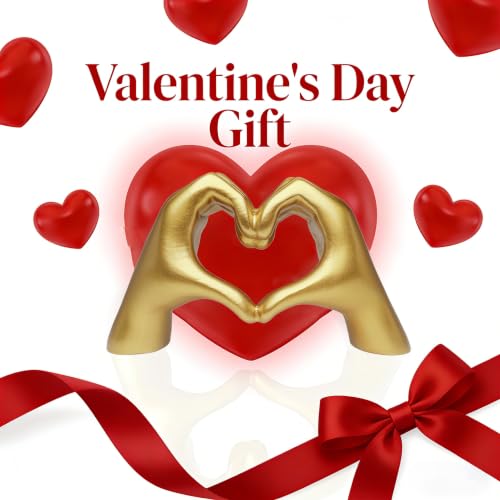 MuSeek Gold Heart Hands Sculpture, Resin Romantic Couple Statue, Small Aesthetic Room Decor for Living Room Bookshelf Desk, Anniversary Valentine Gifts for Women Girlfriend - color: Gold Small 5.4 in (L) × 3 in (H)
