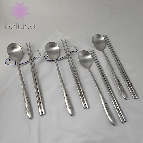 [VACUUM][2 Sets][Made in Korea] Flying Crane Design Spoon and Chopsticks Set, Vacuum Light Weight Cutlery, 304 Stainless Steel Flat Chopsticks Matt Surface Flatware (White 2 Sets)