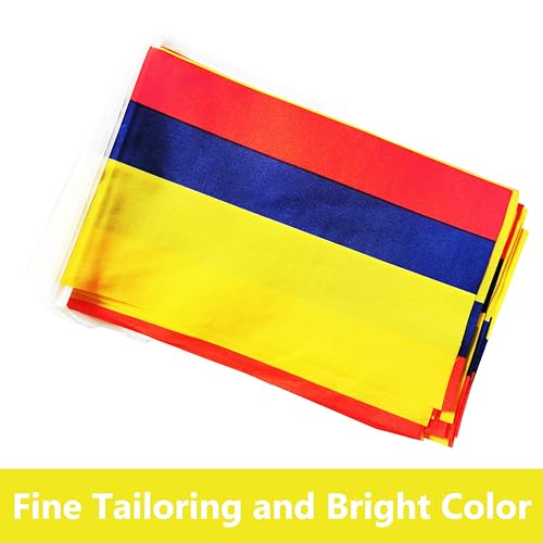 100 Feet Colombia String Flag, 76 Pcs Colombian Banner Flag, Small Mini World Banner Flags for Sports Events, Bars Decorations, School Festivals, Party Decorations, Celebrations (Colombia) - color: Colombia
