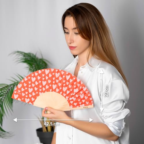 Fisura – Original red Folding Fan with Hearts Design, Wooden Handheld Fan for Women, Includes Hanger, Ideal for Wedding, Party, Travel, Gift or Romantic Decoration - color: Hearts