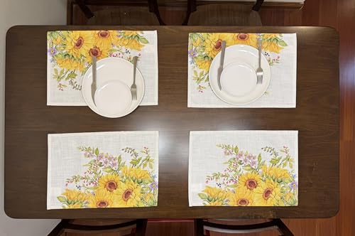 Set of 4 Sunflower Floral Leaves Placemats 18x13 Inches - color: Sunflower