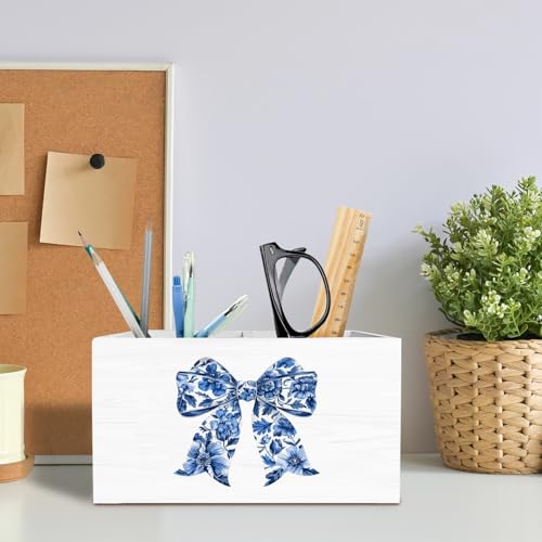 Blue Chinoiserie Floral Bow Pen Holder for Desk, Coquette Preppy Pencil Organizer, Blue and White Bow Aesthetic Wooden Box Sign Desk Decor for Girls Bedroom Home Decoration - color: Floral