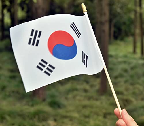 25Pack Small South Korea Flags Handheld Mini Korean Stick Flags 5x8 Inch - color: South Korea