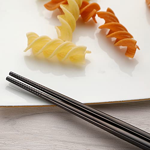 DEVICO Travel Utensils with Case, 5 Piece Portable Silverware Set for Work - color: Black