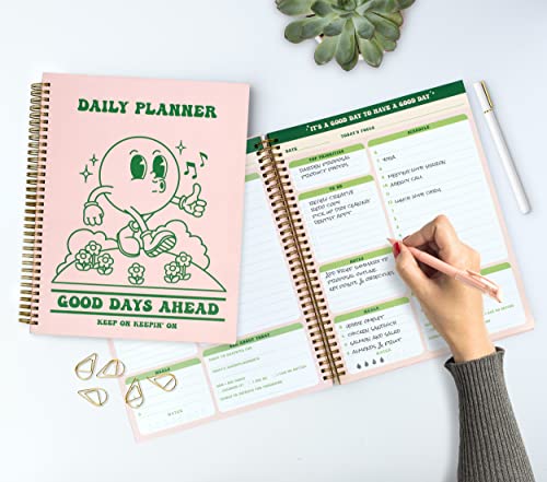 To Do List Cute Planner Undated Notebook, A4 Large Hardcover Spiral Schedule Retro Notebook, Aesthetic Daily for Students Girls Teens , Pink, Green (8.5x11) - color: Retro Pink