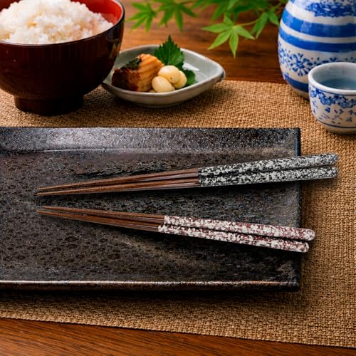 Premium Japanese Chopsticks Set for 2 [Made in Japan] Reusable Wooden Chopsticks with Elegant Iridescent Inlay Traditional Lacquered Finish D (Stella Shine 2prs (MK062)) - color: Stella Shine 2prs (MK062)