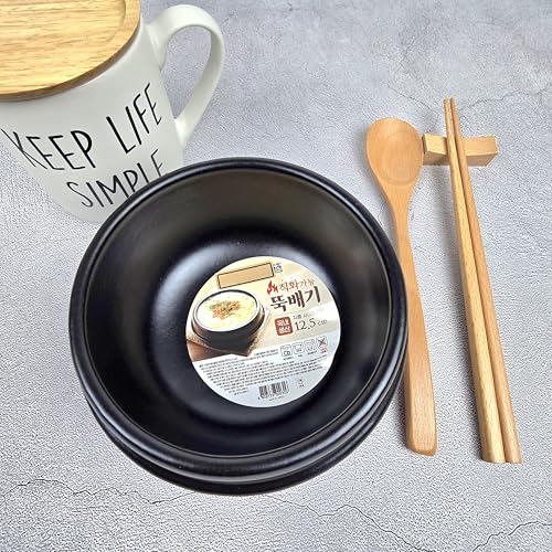 Korean Hot Pot Ttukbaegi 5.5 Inch Clay Cooking Bowl, Direct Fire Safe Ceramic Stew Pot for Soup, Rice, Noodle, Microwave & Dishwasher Safe Earthenware, Made in Korea, Black Mini Casserole - size: Small