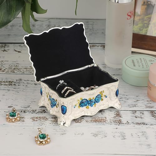 Hipiwe Antique Jewelry Trinket Box Metal Engraved Small Treasure Box - color: Silvery white, size: Small