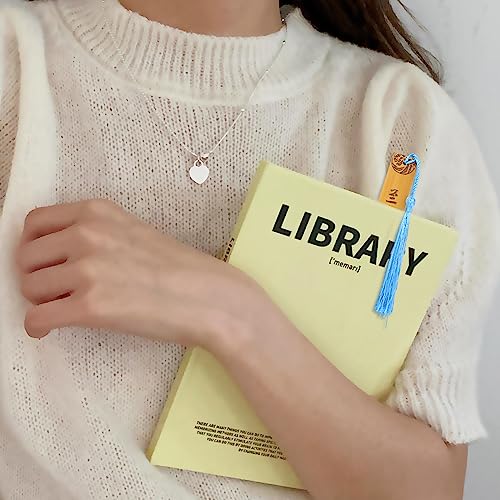 Honbay 8PCS Vintage Bamboo Bookmark Chinese Carving Blossom Bookmark with Tassel Reading Page Markers for School Office Supplies or Book Lovers (4 Style)