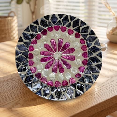 7.5" Mother of Pearl Shell Placemat, Round Decorative Charger Plate - color: Heart-shaped flower shell