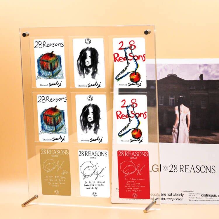 Standing Card Holder, 66 x 91 mm, Ultra Clear Acrylic Display - size: 9Cards