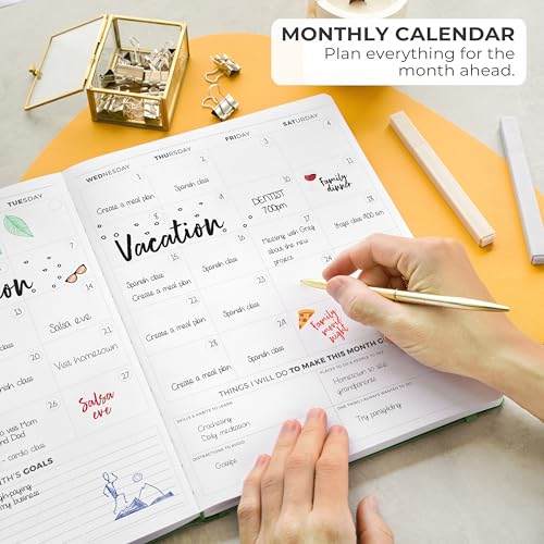 Clever Fox Planner PRO Light, Undated Weekly Planner, 8.5x11, Forest Green - color: Forest Green (Undated), size: A4 (8.5" x 11") Light Version