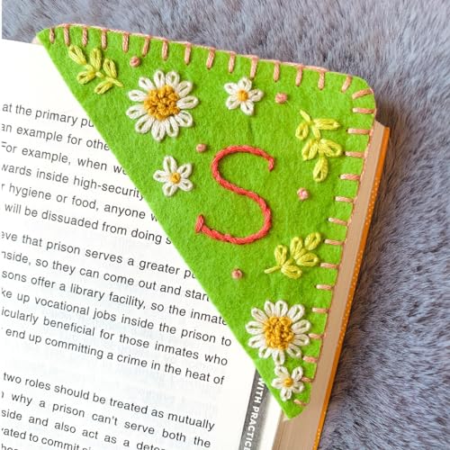 Personalized Hand Embroidered Corner Bookmark, Bookmarks for Women, Personalized Bookmark for Book Lovers, Cute Flower Book Mark by HNQCPCVU (S, Green) - color: Green, size: S