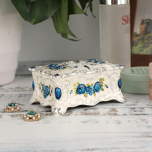 Hipiwe Antique Jewelry Trinket Box Metal Engraved Small Treasure Box - color: Silvery white, size: Small