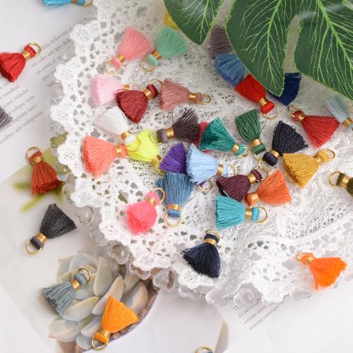 Mini Tassels Charm, 90 PCS Mixed Color Mini Tiny Handmade Craft Tassels Charms Handmade Craft Tassels for DIY Jewelry Necklace Making Accessorie - color: 45 Colors-2.4cm