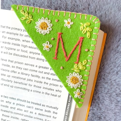 Personalized Hand Embroidered Corner Bookmark, Bookmarks for Women, Personalized Bookmark for Book Lovers, Cute Flower Book Mark by HNQCPCVU (M, Green) - color: Green, size: M