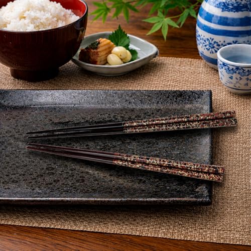 Premium Japanese Chopsticks Set for 2 [Made in Japan] Reusable Wooden Chopsticks with Elegant Iridescent Inlay Traditional Lacquered Finish D (Bold Black 2prs (MK063)) - color: Bold Black 2prs (MK063)