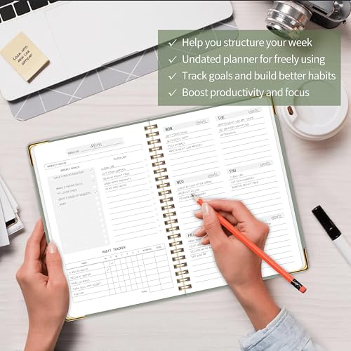 Undated Weekly Planner, Weekly To Do List Notebook with Habit Tracker, A5 - color: Green