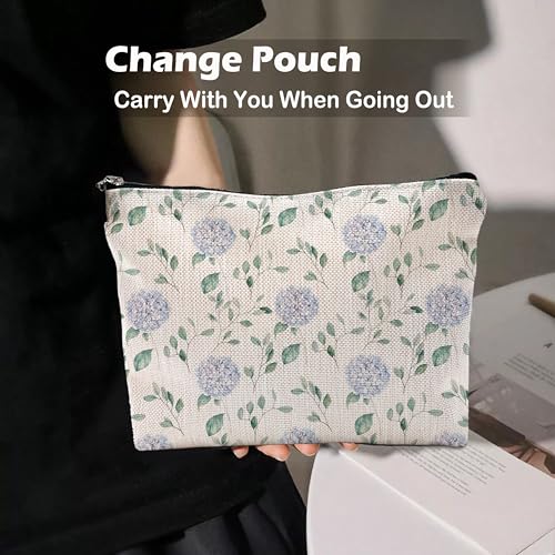 Blue Hydrangea Floral Makeup Bag, Aesthetic Preppy Flower Cosmetic Bags Toiletry Bag for Women, Hydrangea Gifts Makeup Pouch - color: Flower - hydrangea blue
