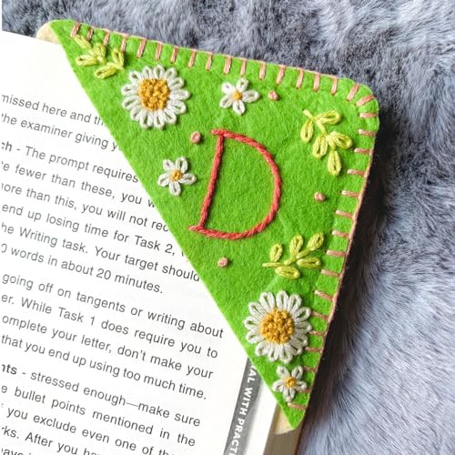 Personalized Hand Embroidered Corner Bookmark, Bookmarks for Women, Personalized Bookmark for Book Lovers, Cute Flower Book Mark by HNQCPCVU (D, Green) - color: Green, size: D