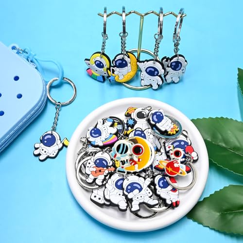 Cute Keychains Bulk, Keychain Charms Key Chain Trinkets Backpack Charms Accessories Keyring for Classroom Prizes - color: Astronaut