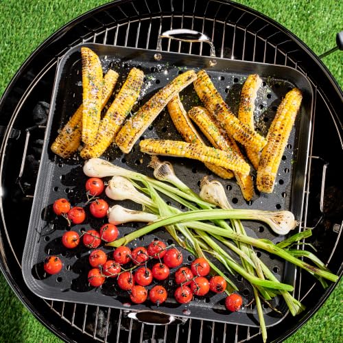 HexClad 16" Hybrid Nonstick BBQ Grill Topper, Dishwasher-Friendly, BBQ and Oven-Safe Up to 900°F - size: 16 Inch