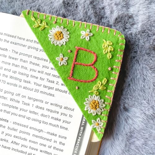 Personalized Hand Embroidered Corner Bookmark, Bookmarks for Women, Personalized Bookmark for Book Lovers, Cute Flower Book Mark by HNQCPCVU (B, Green) - color: Green, size: B