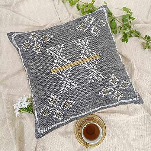 Trade Star Cotton Sabra Pillow Cover Beautiful Throw Pillow Cover Farmhouse Cushion Case Kilim Cushion Cover Handwoven Luxurious Breathable Pillow Cover for Gifting Purpose - color: Pattern 15
